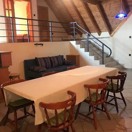 Διαμέρισμα In Balatonmariafuerdo 37115 *